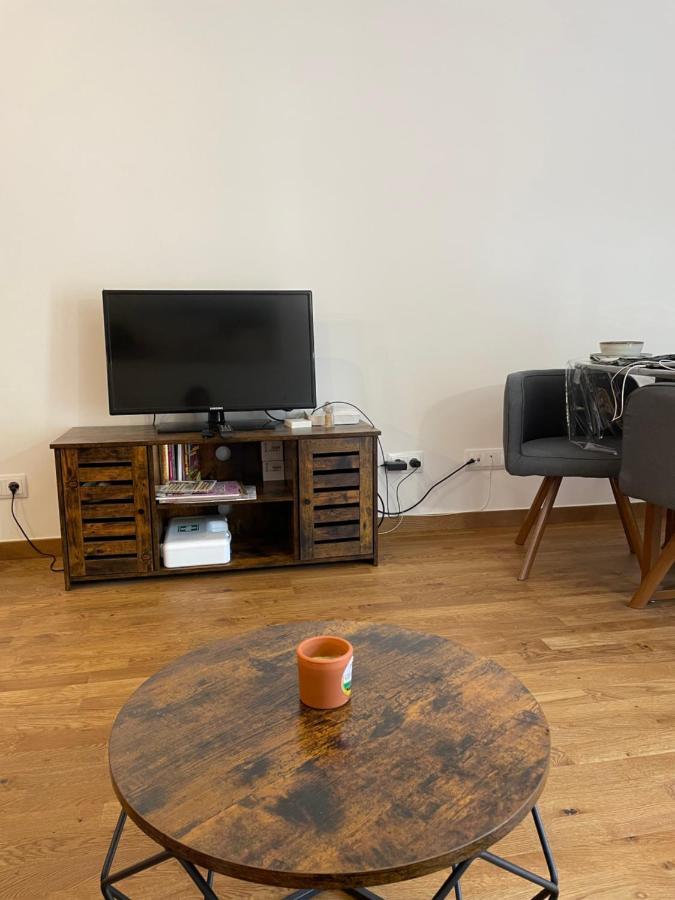 Precioso cálido apartamento en Sort con terraza Exterior foto