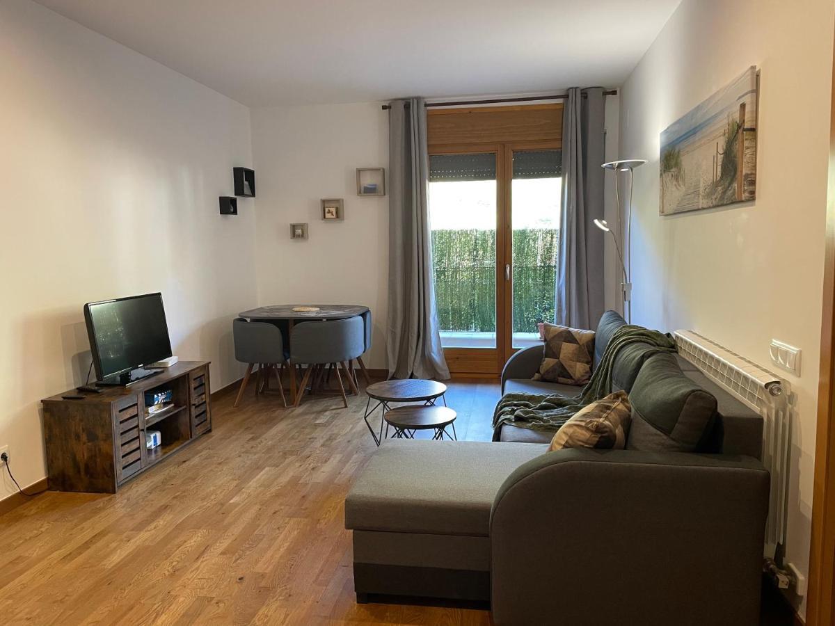 Precioso cálido apartamento en Sort con terraza Exterior foto